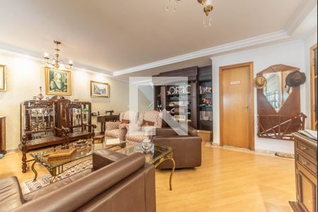 Sala de casa à venda com 4 quartos, 300m² em Cursino, São Paulo