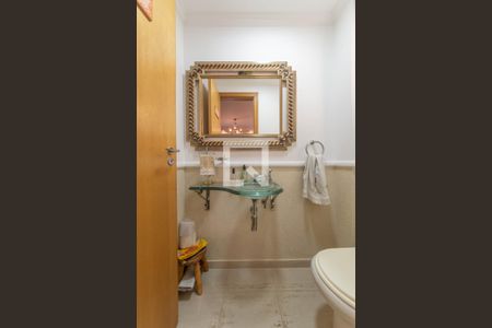 Lavabo de casa à venda com 4 quartos, 300m² em Cursino, São Paulo