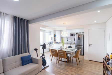 Sala de apartamento à venda com 2 quartos, 58m² em Padroeira, Osasco