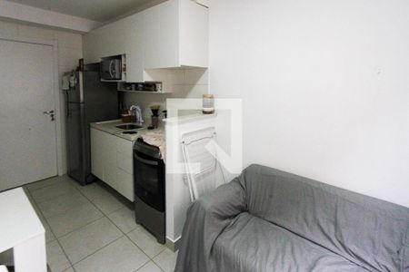 Sala de apartamento para alugar com 2 quartos, 33m² em Vila Ema, São Paulo