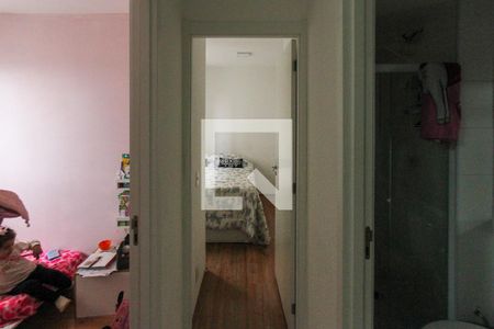 Corredor de apartamento para alugar com 2 quartos, 33m² em Vila Ema, São Paulo