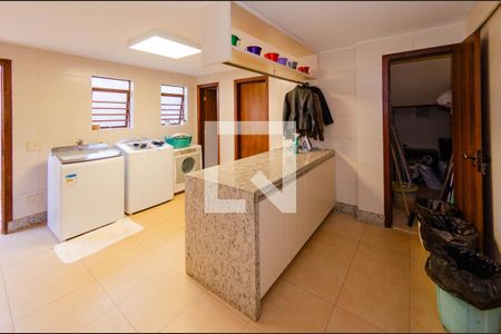 Área de serviço de casa à venda com 5 quartos, 444m² em Belvedere, Belo Horizonte