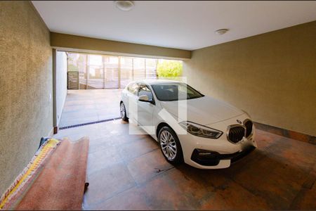 Garagem de casa à venda com 5 quartos, 444m² em Belvedere, Belo Horizonte
