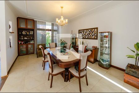 Sala de casa à venda com 5 quartos, 444m² em Belvedere, Belo Horizonte