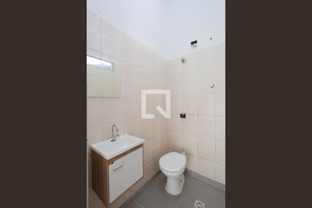 Banheiro de kitnet/studio para alugar com 1 quarto, 40m² em Chora Menino, São Paulo