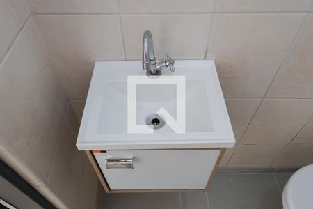 Banheiro de kitnet/studio para alugar com 1 quarto, 40m² em Chora Menino, São Paulo