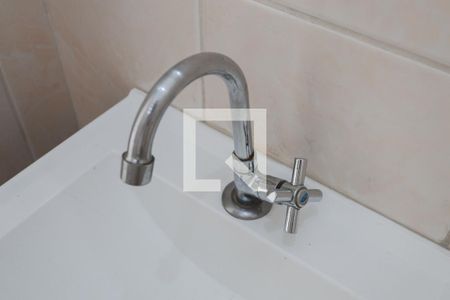 Banheiro de kitnet/studio para alugar com 1 quarto, 40m² em Chora Menino, São Paulo