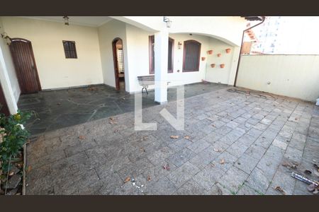 Garagem de casa à venda com 3 quartos, 152m² em Vila Rossi E Borchi, Campinas
