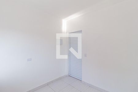 Cozinha e área de serviço de casa para alugar com 1 quarto, 40m² em Vila Santo Antônio, Carapicuíba