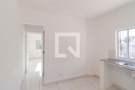 Cozinha e área de serviço de casa para alugar com 1 quarto, 40m² em Vila Santo Antônio, Carapicuíba