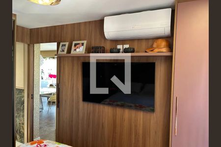 Apartamento à venda com 2 quartos, 78m² em Jardim Tupanci, Barueri
