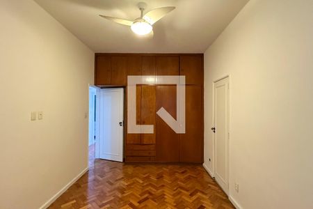 Quarto 01 de apartamento para alugar com 3 quartos, 170m² em Copacabana, Rio de Janeiro