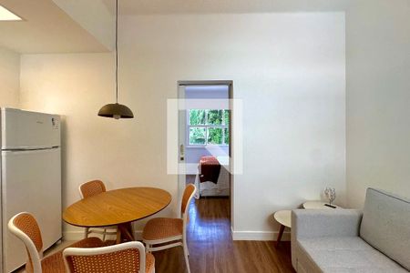 Sala de apartamento à venda com 1 quarto, 30m² em Flamengo, Rio de Janeiro