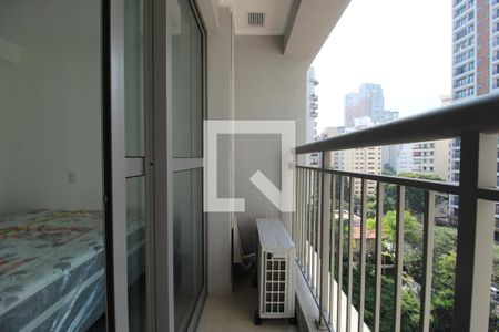 Varanda de kitnet/studio à venda com 1 quarto, 21m² em Indianópolis, São Paulo