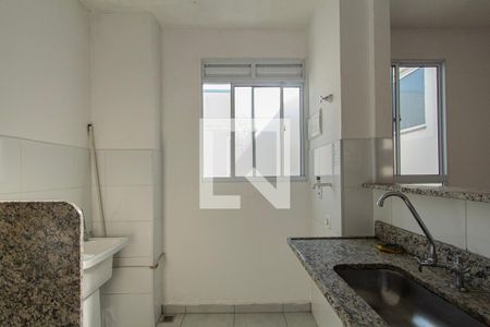 Cozinha de apartamento para alugar com 2 quartos, 43m² em Jardim Guaruja, Sorocaba