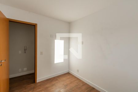 Quarto 1 de apartamento para alugar com 2 quartos, 60m² em Jardim Colonial, São Paulo
