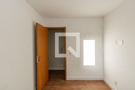 Quarto 1 de apartamento para alugar com 2 quartos, 60m² em Jardim Colonial, São Paulo
