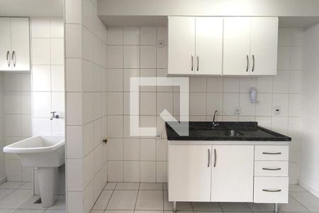 Cozinha de apartamento à venda com 2 quartos, 60m² em 121, Jundiaí