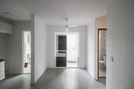 Sala de apartamento para alugar com 2 quartos, 46m² em Luz, Nova Iguaçu