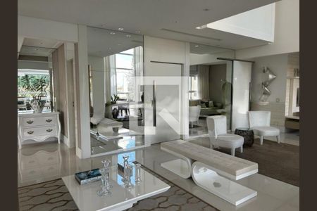 Apartamento à venda com 3 quartos, 230m² em Vila Mariana, São Paulo