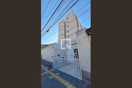 Fachada de apartamento à venda com 2 quartos, 40m² em Vila Carmosina, São Paulo