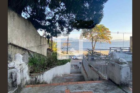 Casa à venda com 3 quartos, 316m² em Jardim Guanabara, Rio de Janeiro