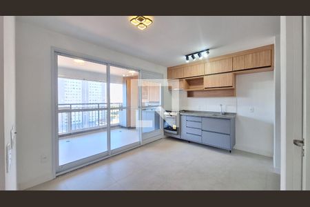 Sala/Cozinha de apartamento à venda com 2 quartos, 54m² em Barra Funda, São Paulo