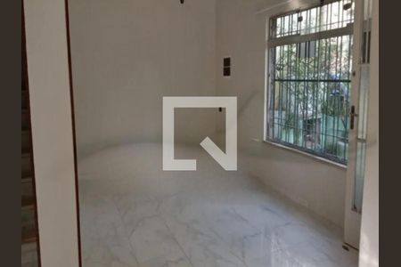 Casa à venda com 5 quartos, 221m² em Vila Mariana, São Paulo
