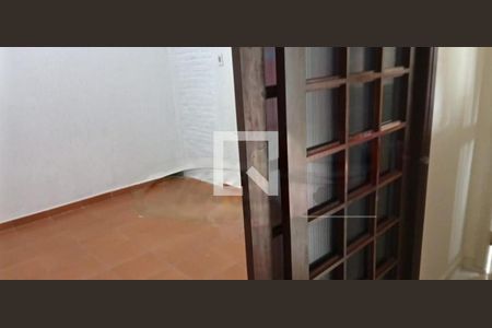 Casa à venda com 5 quartos, 221m² em Vila Mariana, São Paulo