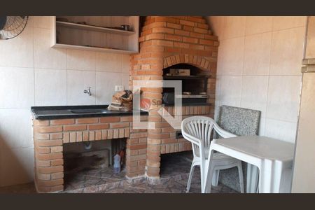 Casa à venda com 2 quartos, 120m² em Jardim Vila Formosa, São Paulo