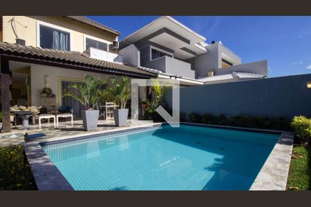 Quintal de casa de condomínio para alugar com 4 quartos, 235m² em Recreio dos Bandeirantes, Rio de Janeiro