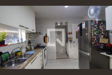 Cozinha de casa de condomínio para alugar com 4 quartos, 235m² em Recreio dos Bandeirantes, Rio de Janeiro