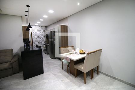 Sala de casa à venda com 2 quartos, 90m² em Penha Circular, Rio de Janeiro
