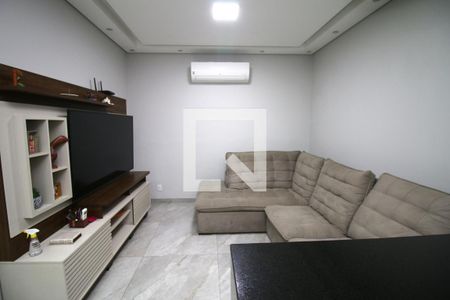 Sala de casa à venda com 2 quartos, 90m² em Penha Circular, Rio de Janeiro