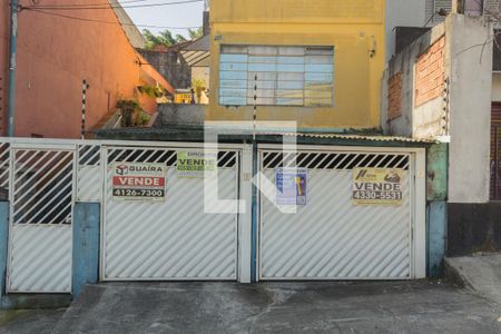 Fachada de casa à venda com 5 quartos, 200m² em Ferrazópolis, São Bernardo do Campo