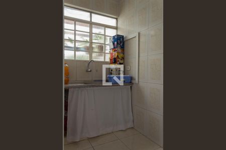 Sala/Cozinha ( Casa 2) de casa à venda com 5 quartos, 200m² em Ferrazópolis, São Bernardo do Campo