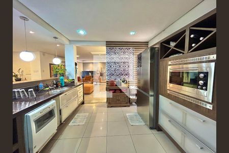 Cozinha de casa à venda com 3 quartos, 253m² em Cristo Rei, São Leopoldo
