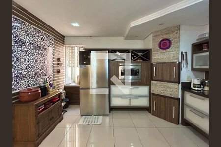 Cozinha de casa à venda com 3 quartos, 253m² em Cristo Rei, São Leopoldo