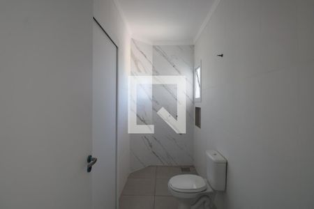 Banheiro Social de casa à venda com 3 quartos, 132m² em Nossa Senhora das Gracas, Canoas