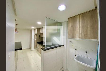 Sala/Cozinha de apartamento para alugar com 2 quartos, 67m² em Guilhermina, Praia Grande
