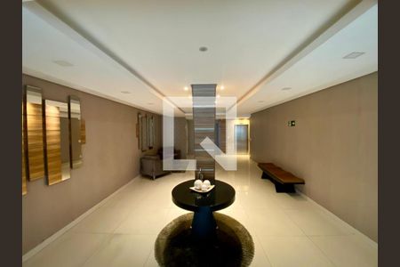 Hall de entrada de apartamento para alugar com 2 quartos, 67m² em Guilhermina, Praia Grande
