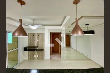 Sala/Cozinha de apartamento para alugar com 2 quartos, 67m² em Guilhermina, Praia Grande