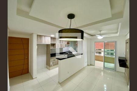 Sala/Cozinha de apartamento para alugar com 2 quartos, 67m² em Guilhermina, Praia Grande