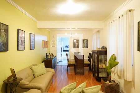 Sala de casa à venda com 4 quartos, 200m² em Vila Regente Feijó, São Paulo