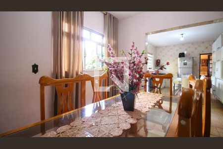 Sala 2  de casa à venda com 3 quartos, 180m² em Vila Sapopemba, São Paulo