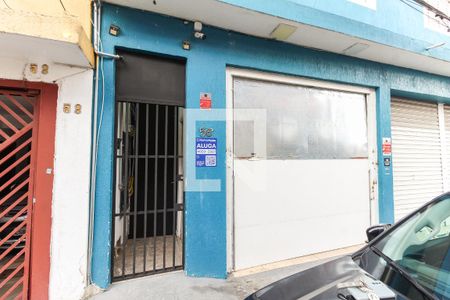 Fachada de casa para alugar com 1 quarto, 39m² em Itaquera, São Paulo