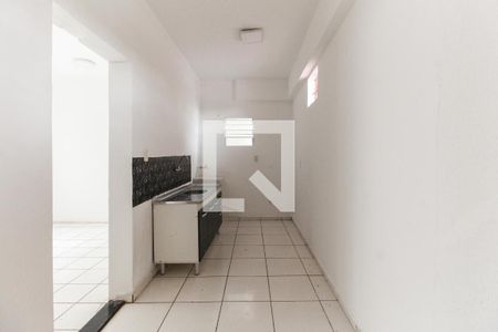Cozinha de casa para alugar com 1 quarto, 39m² em Itaquera, São Paulo