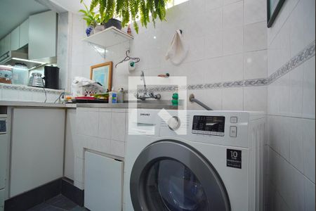 Área de serviço de casa para alugar com 4 quartos, 320m² em Três Figueiras, Porto Alegre