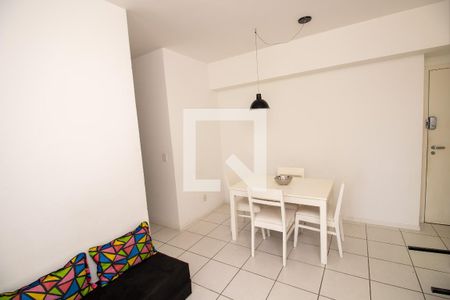 Sala de apartamento à venda com 2 quartos, 75m² em Recreio dos Bandeirantes, Rio de Janeiro
