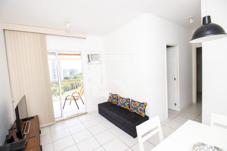 Sala de apartamento à venda com 2 quartos, 75m² em Recreio dos Bandeirantes, Rio de Janeiro